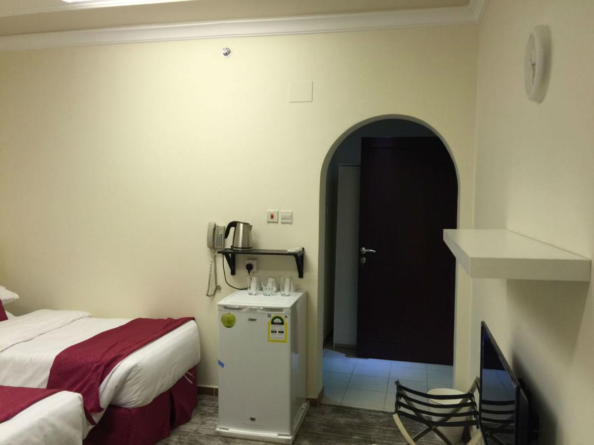 Anwar Al Habeeb Hotel マディーナ エクステリア 写真