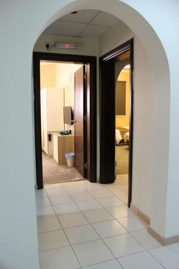 Anwar Al Habeeb Hotel マディーナ エクステリア 写真